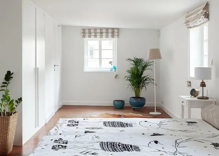 10 Апартаменти